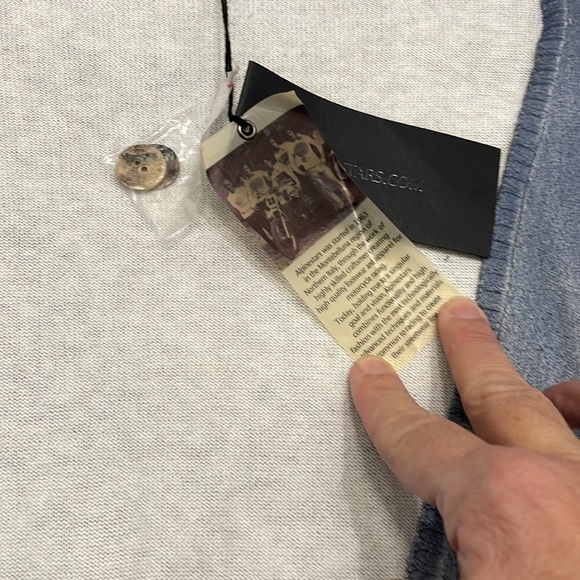 Alpinestars airbrushed cardigan with lady pearl she’ll like buttons - Picture 8 of 10